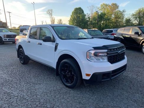 Certified 2024 Ford Maverick XLT w/ XLT Luxury Package AWD/4WD image 2