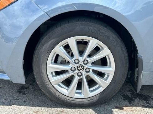 Used 2025 Toyota Corolla LE w/ LE Premium Package AWD/4WD image 18