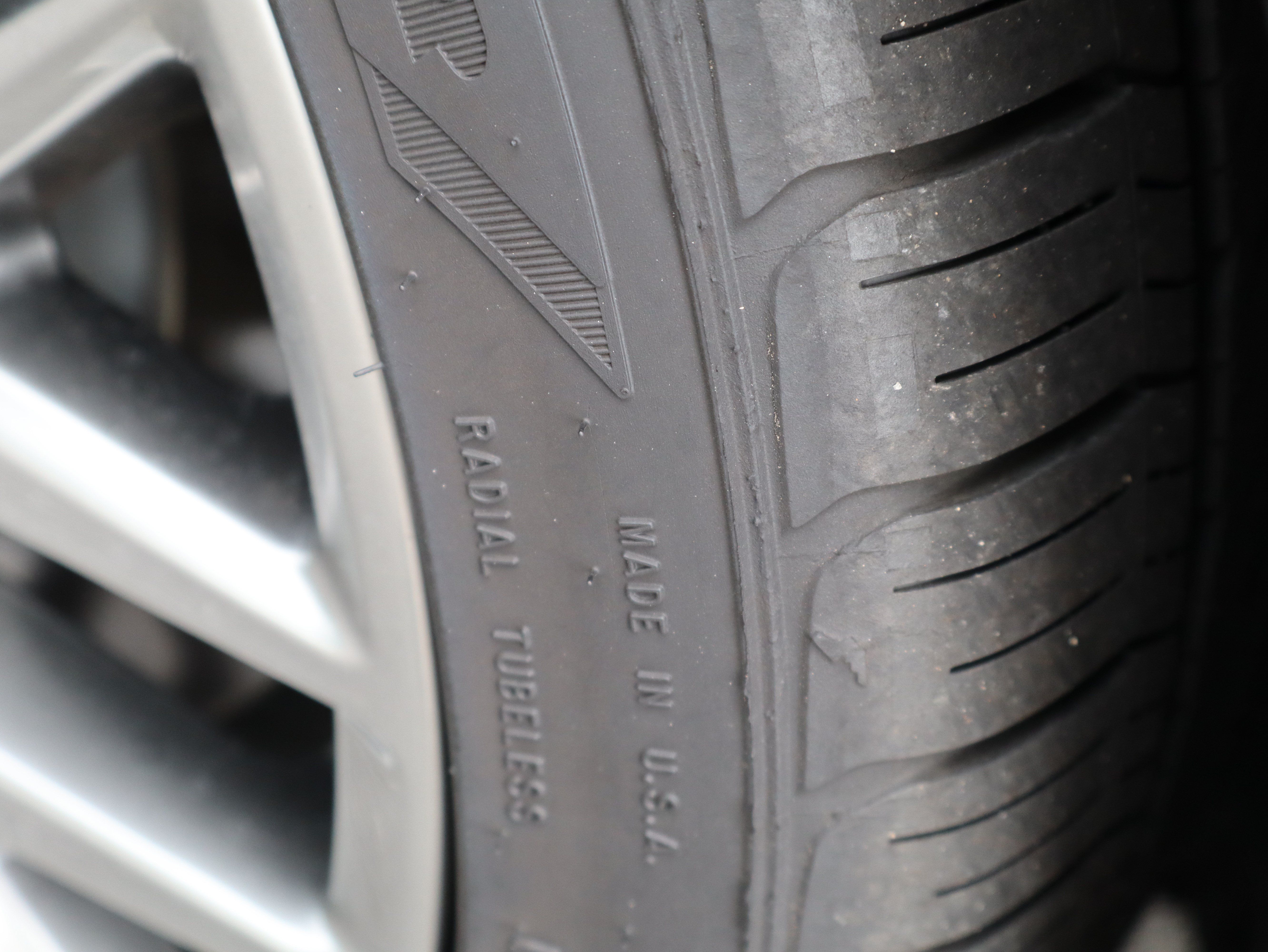 Used 2025 Ford Mustang GT Premium RWD image 11