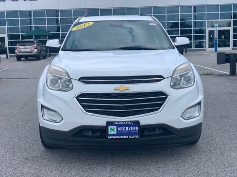 Used 2017 Chevrolet Equinox LT w/ Convenience Package FWD image 2