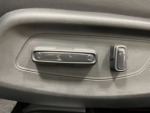 New 2026 Honda HR-V EX-L image 14