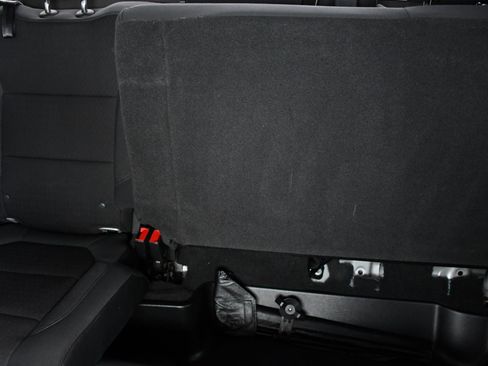 Used 2020 Chevrolet Silverado 1500 LT w/ LT Value Package image 10