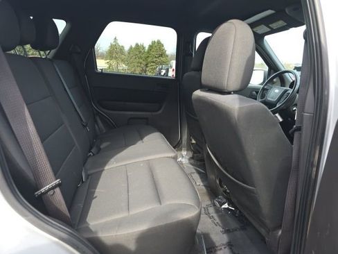 Used 2011 Ford Escape XLT w/ Class II Trailer Tow Pkg image 27