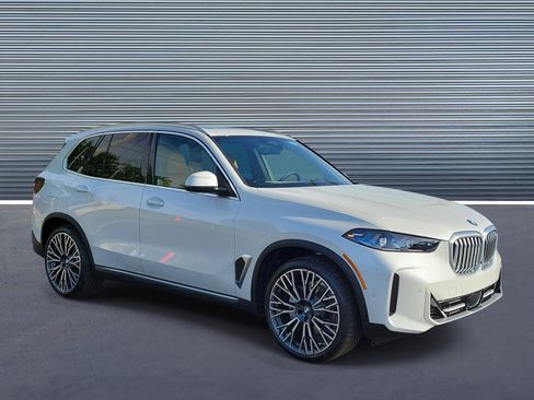 New 2026 BMW X5 xDrive40i image 2