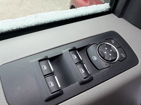 Used 2017 Ford F150 XLT w/ Equipment Group 302A Luxury image 32