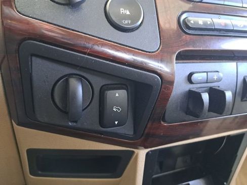 Used 2009 Ford F250 Lariat image 14