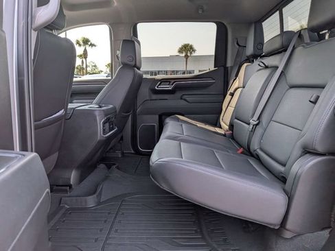 Used 2025 GMC Sierra 1500 SLT w/ SLT Premium Plus Package AWD/4WD image 13