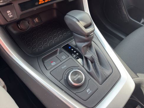 Certified 2024 Toyota RAV4 LE image 18