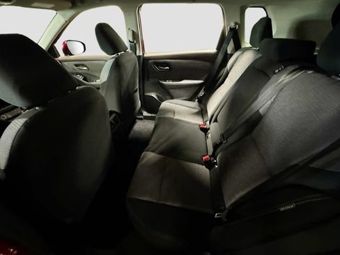 Used 2023 Nissan Rogue SV AWD/4WD image 23