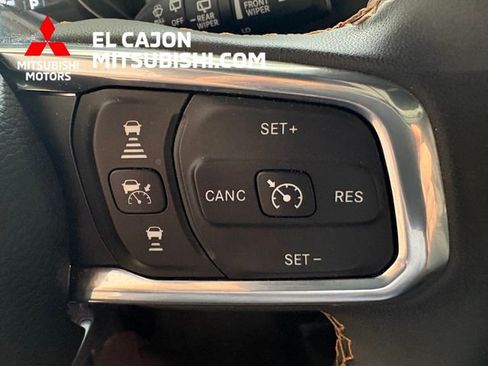 Used 2023 Jeep Wrangler Unlimited Sahara AWD/4WD image 22