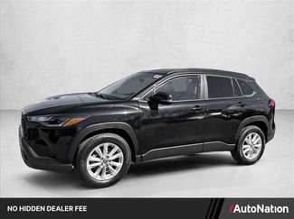 Used 2022 Toyota Corolla Cross LE FWD video 1