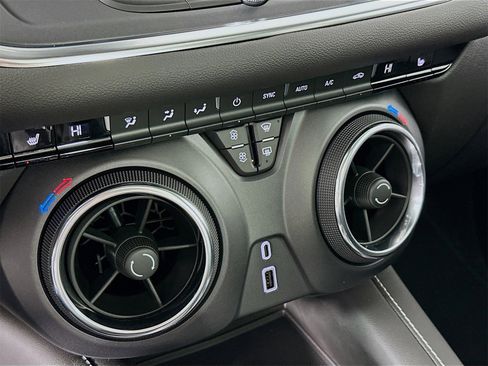 New 2025 Chevrolet Blazer LT w/ Midnight/Sport Edition image 16