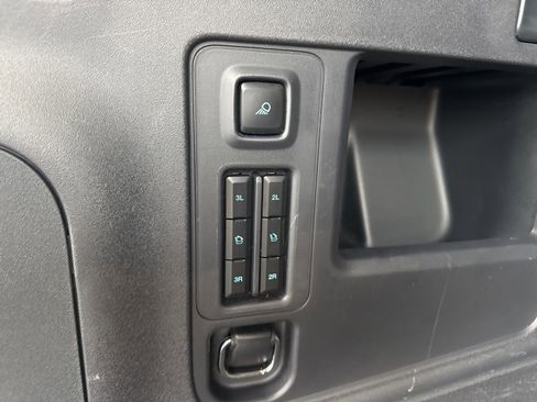 Certified 2025 Ford Expedition Active image 46