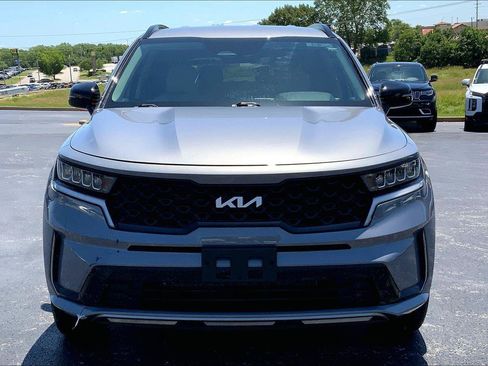 Used 2022 Kia Sorento S FWD image 3