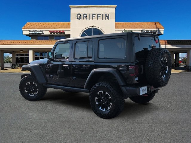 Used 2025 Jeep Wrangler Unlimited Rubicon AWD/4WD image 9