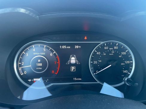 Certified 2025 Nissan Versa SR w/ Trunk Package image 20