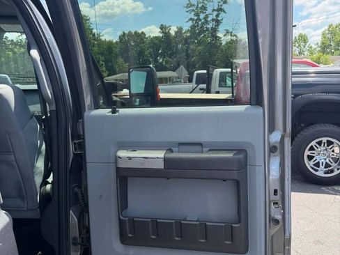 Used 2014 Ford F250 XLT w/ Advanced Security Group AWD/4WD image 20