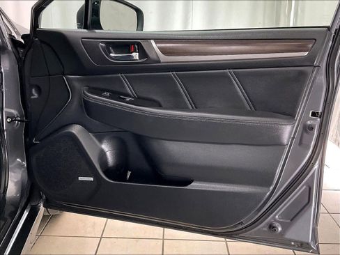 Used 2019 Subaru Legacy 2.5i Limited image 12