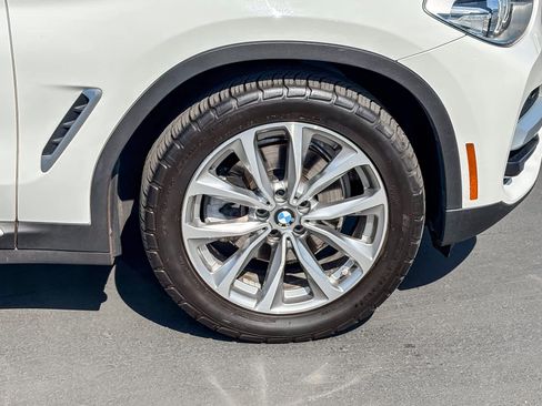 Used 2019 BMW X3 sDrive30i w/ Premium Package image 9