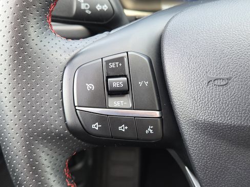Certified 2024 Ford Escape ST-Line AWD/4WD image 19