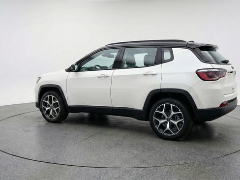 Used 2025 Jeep Compass Limited AWD/4WD image 6