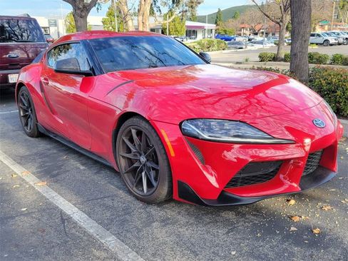 Used 2024 Toyota Supra Premium image 2