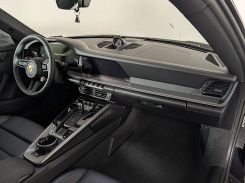 New 2026 Porsche 911 Carrera RWD image 18