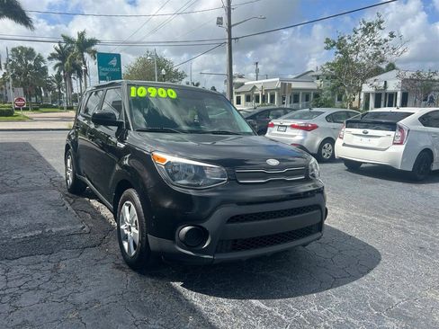 Used 2019 Kia Soul FWD image 6
