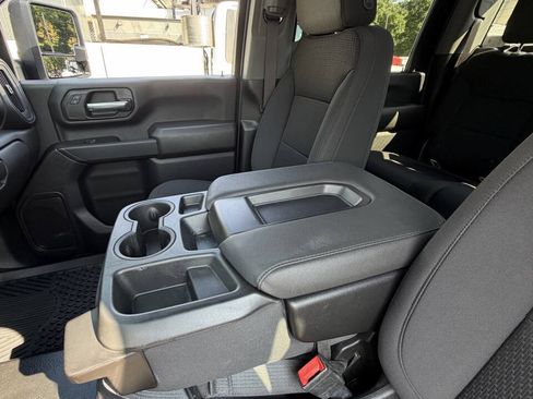 Used 2023 GMC Sierra 3500 Pro w/ Convenience Package AWD/4WD image 30