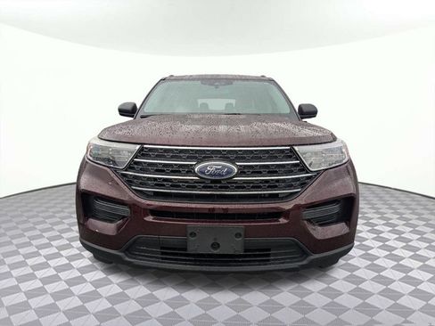 Used 2022 Ford Explorer XLT image 8