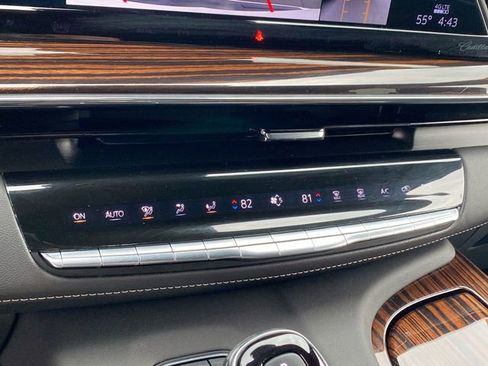 Certified 2023 Cadillac Escalade ESV Luxury image 37