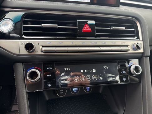 New 2026 Genesis G70 2.5T image 22