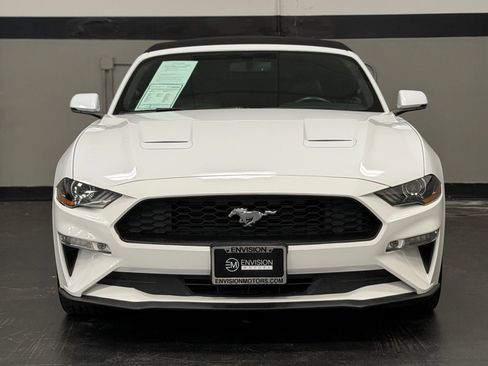 Used 2020 Ford Mustang Premium RWD image 6