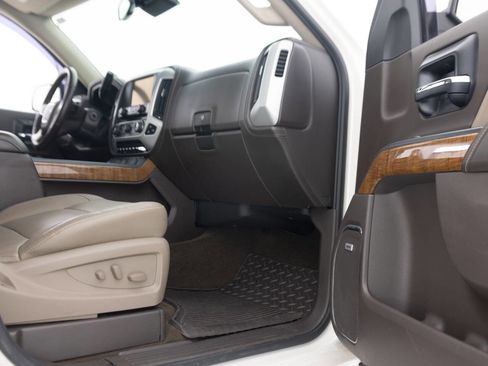 Used 2014 GMC Sierra 1500 SLT w/ SLT Crew Cab Value Package AWD/4WD image 35