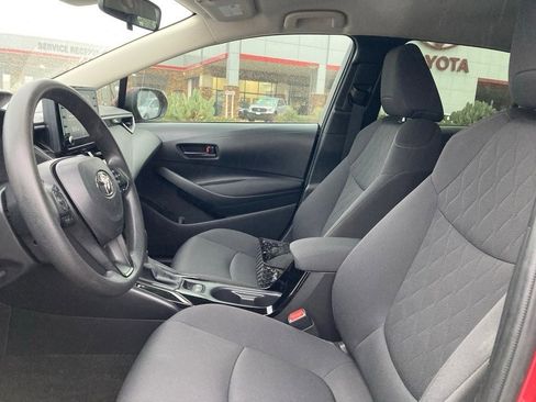 Certified 2022 Toyota Corolla LE image 9