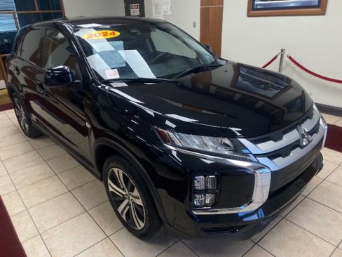 Used 2024 Mitsubishi Outlander Sport ES AWD/4WD image 6