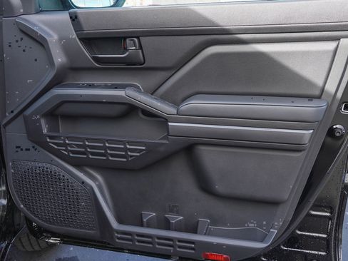 New 2025 Toyota Tacoma SR5 image 27