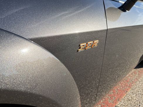 Used 2022 Dodge Challenger R/T Scat Pack RWD image 15