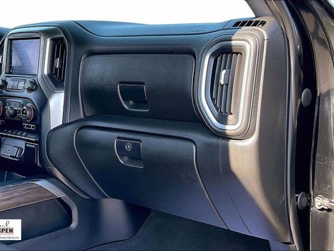 Used 2021 Chevrolet Silverado 1500 RST image 16