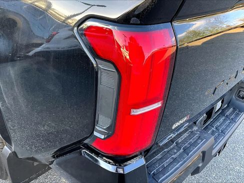 New 2026 Toyota Tacoma SR5 AWD/4WD image 14