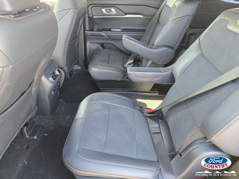 New 2026 Ford Explorer Tremor w/ Tremor Convenience Package image 7