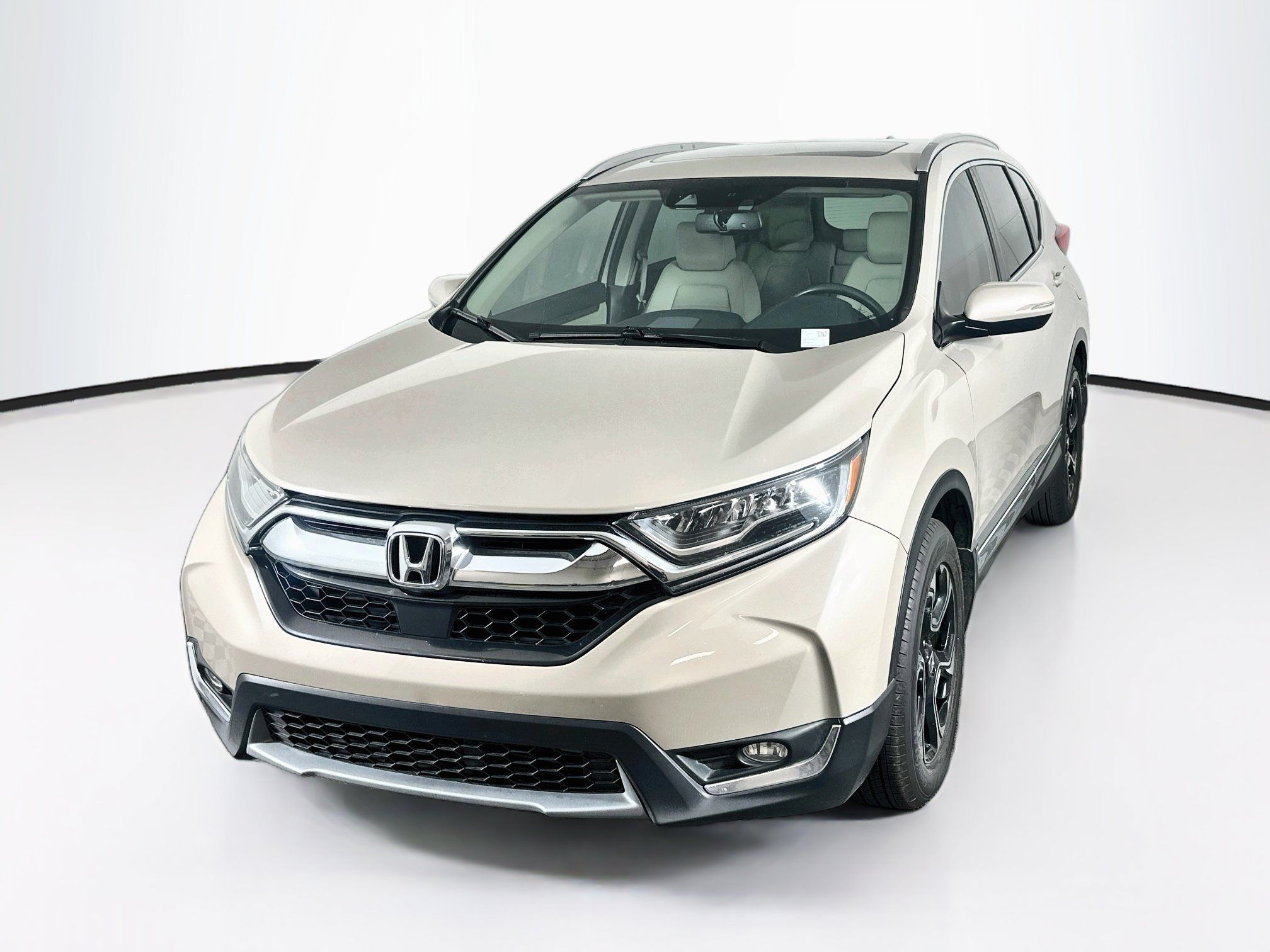 Used 2019 Honda CR-V Touring image 3