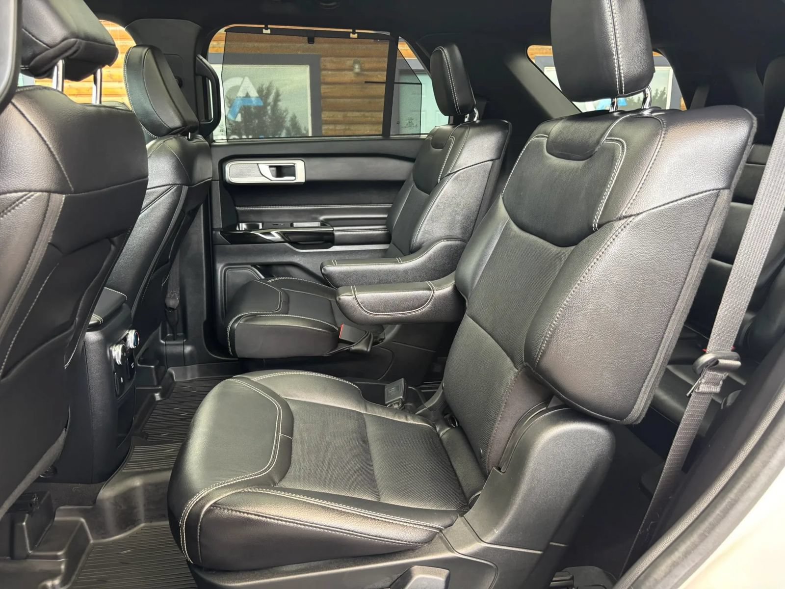 Used 2021 Ford Explorer ST w/ Equipment Group 401A AWD/4WD image 17