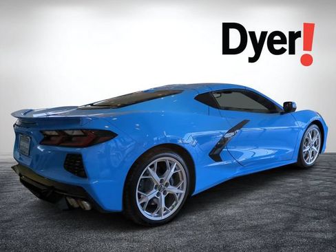 Used 2024 Chevrolet Corvette Stingray Coupe w/ 1LT RWD image 3