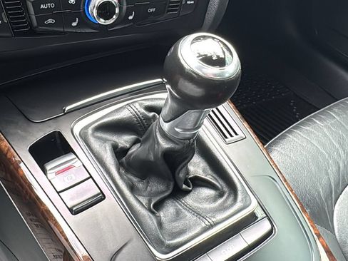 Used 2013 Audi A4 2.0T Premium AWD/4WD image 29