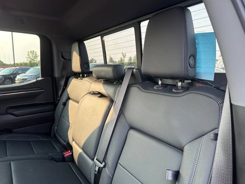 Used 2022 GMC Sierra 1500 SLT w/ SLT Premium Plus Package AWD/4WD image 23