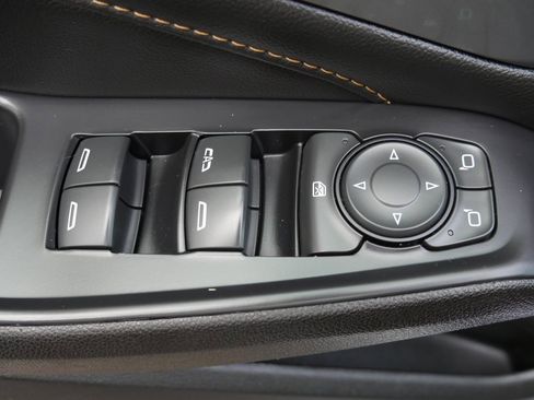 Used 2021 Chevrolet Traverse RS image 34