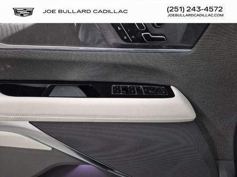 New 2026 Cadillac Escalade IQL Sport 1 AWD/4WD image 11