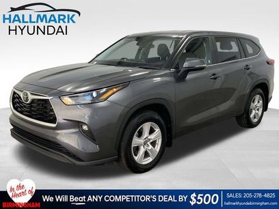 Used 2024 Toyota Highlander LE