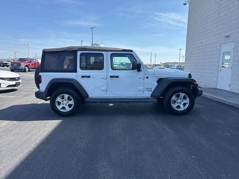 Used 2019 Jeep Wrangler Unlimited Sport S image 6